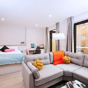 Joivy At Iona Street - Adults Only Edimburgo