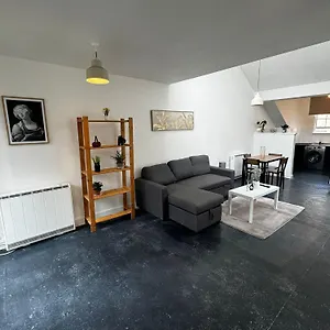 Victoria Street View Flat In Eb10 Edinburgh
