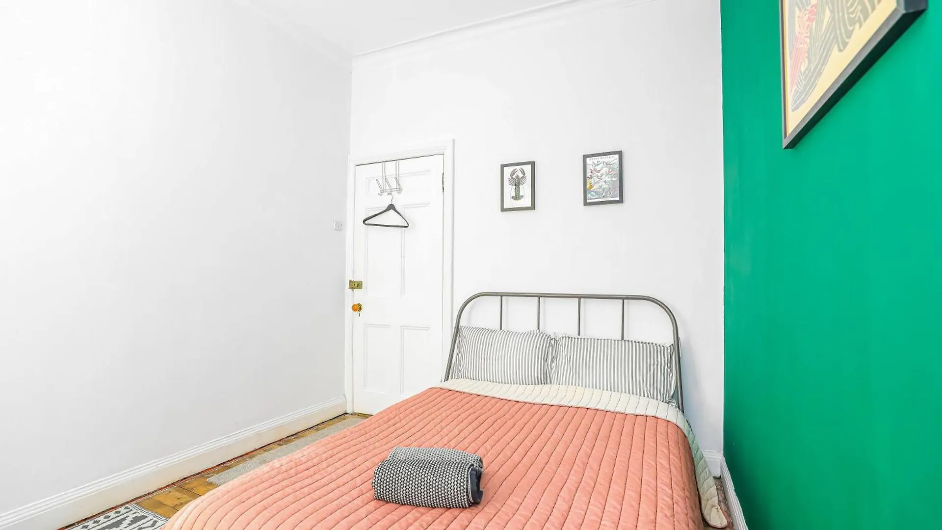 3Bed Traditional Edinburgh Apt